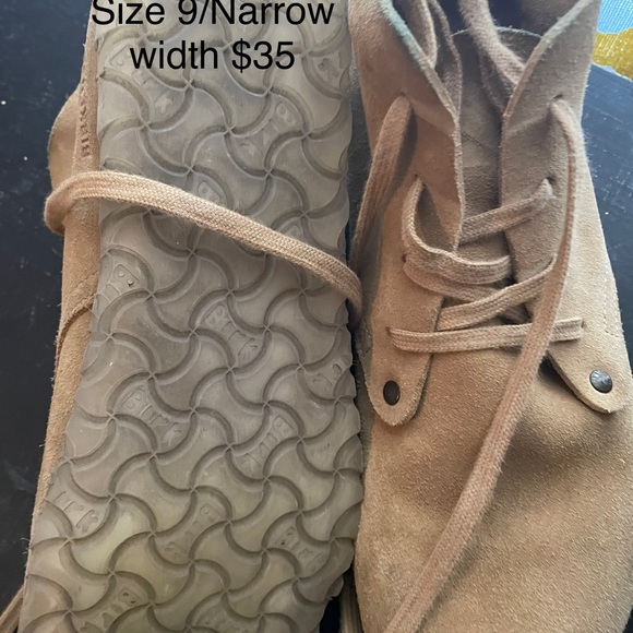 Birkenstock Size 9, Narrow to Medium Width - Picture 3 of 4